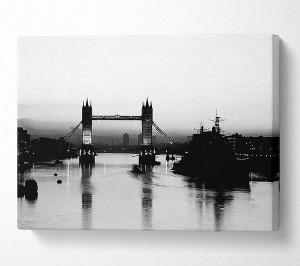 London Bridge B n W