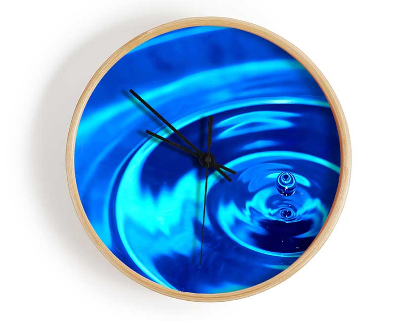 Droplet In The Centre Clock - Wallart-Direct UK