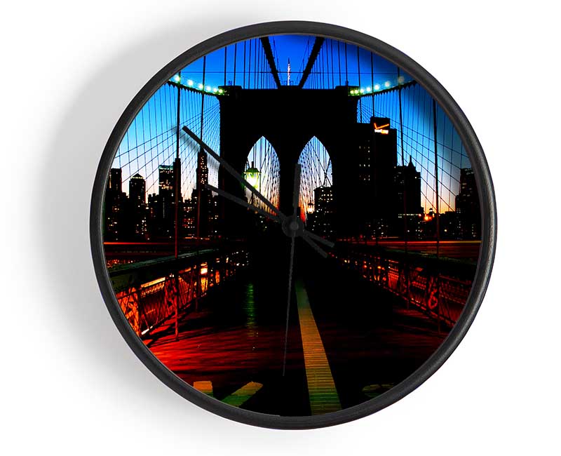 Brooklyn Bridge Red Cast Clock - Wallart-Direct UK