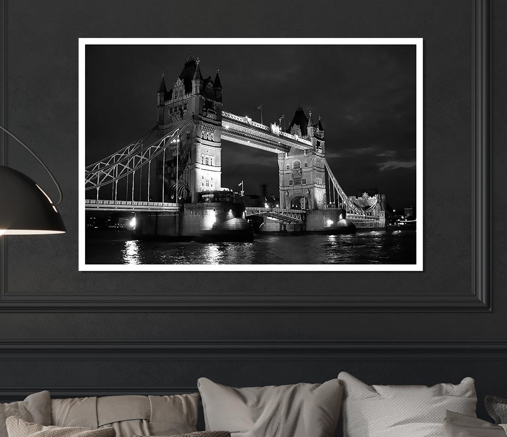 London Bridge Black Beauty Print Poster Wall Art