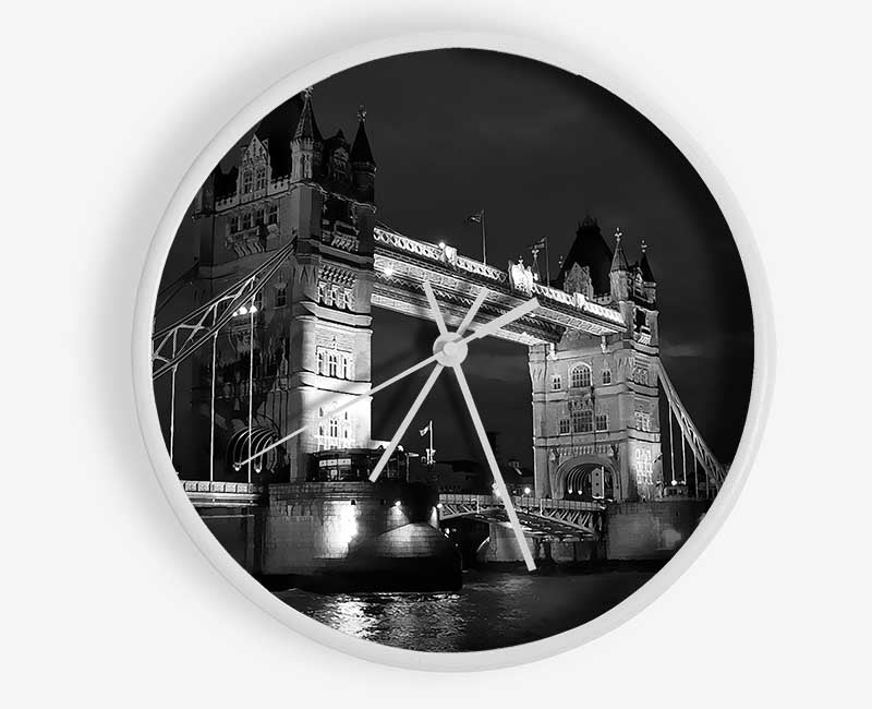 London Bridge Black Beauty Clock - Wallart-Direct UK