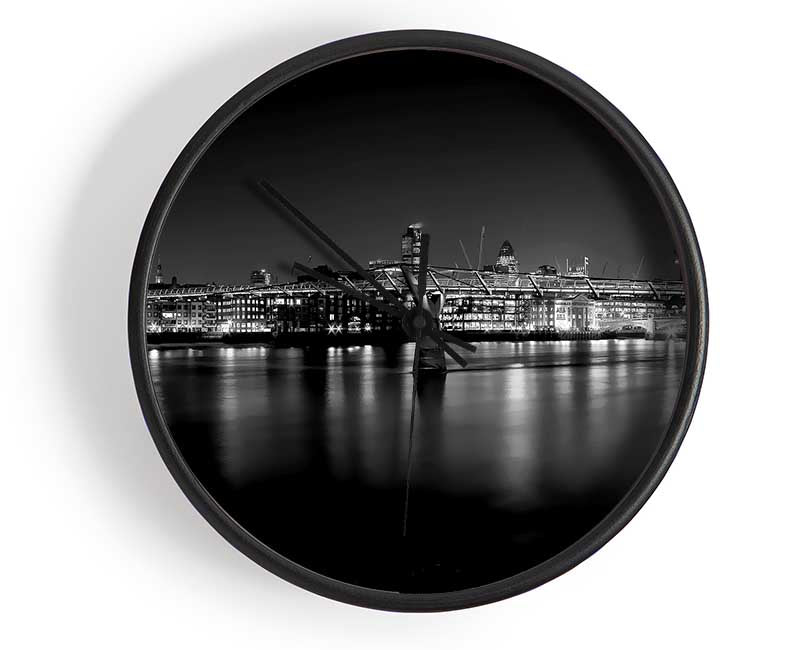 London Thames B n W Nights Clock - Wallart-Direct UK