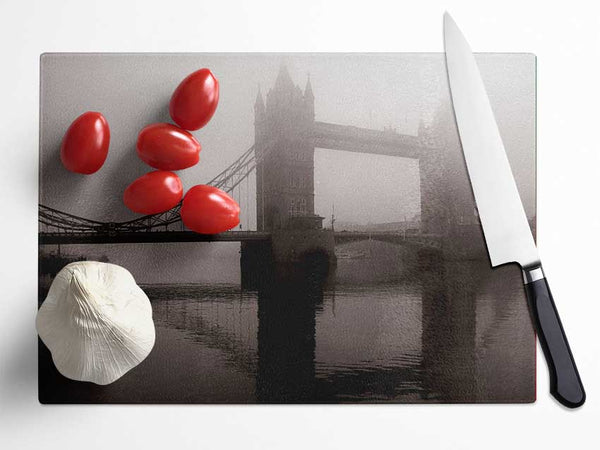 London Tower Bridge Mist Glass Chopping Board