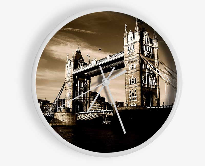 London Brown Beauty Clock - Wallart-Direct UK