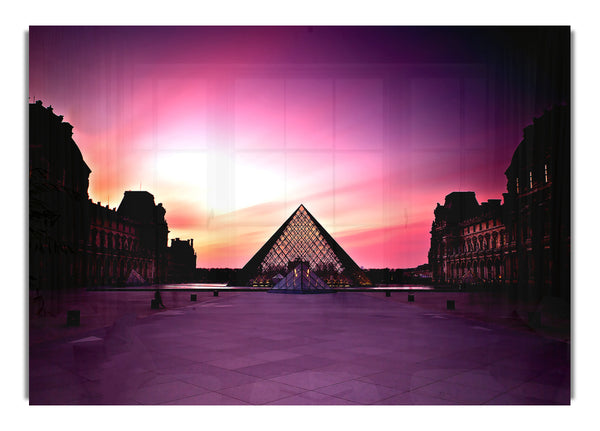 Louvre-Museum bei Sonnenuntergang