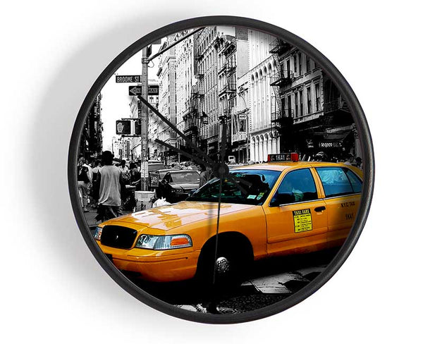 New York City Yellow Cab Crossing Clock - Wallart-Direct UK