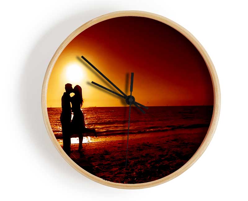 Lovers Beach Clock - Wallart-Direct UK