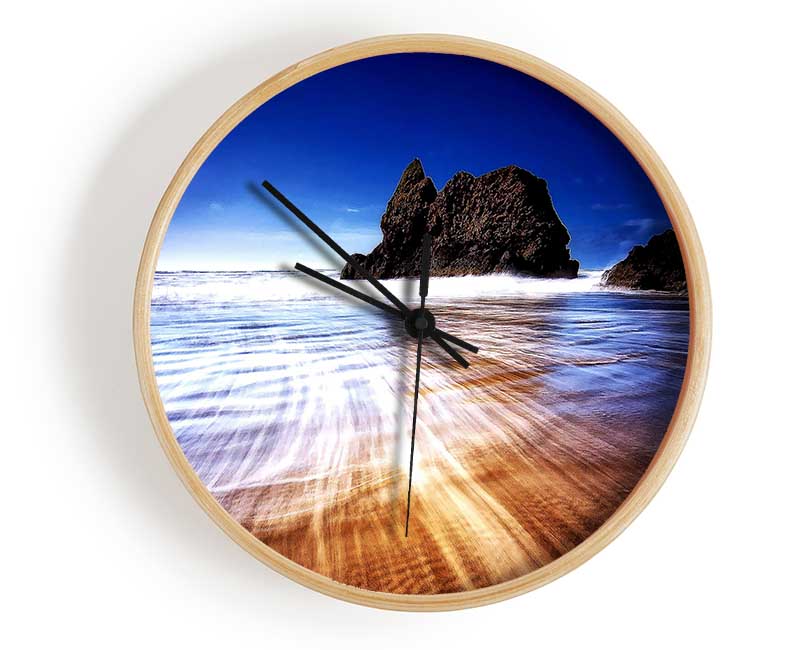 Retreating Wave Clock - Wallart-Direct UK