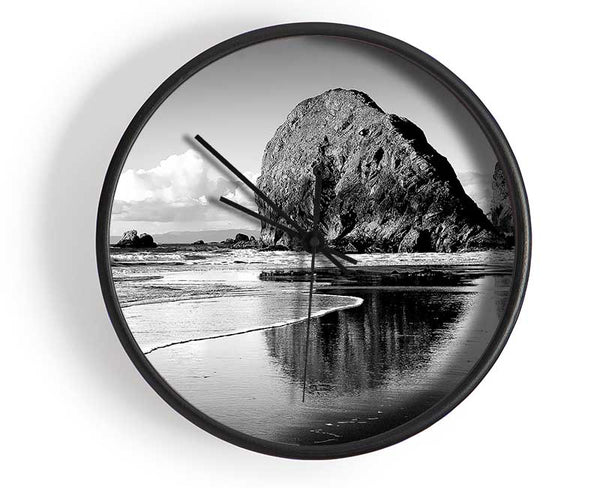 Magnificent Ocean Rocks B n W Clock - Wallart-Direct UK