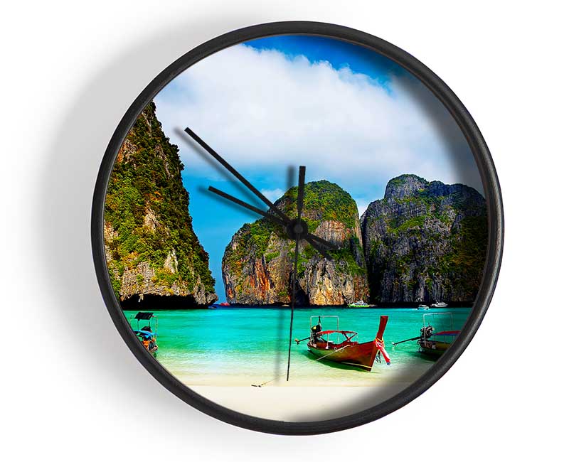 Paradise Island Monuments Clock - Wallart-Direct UK