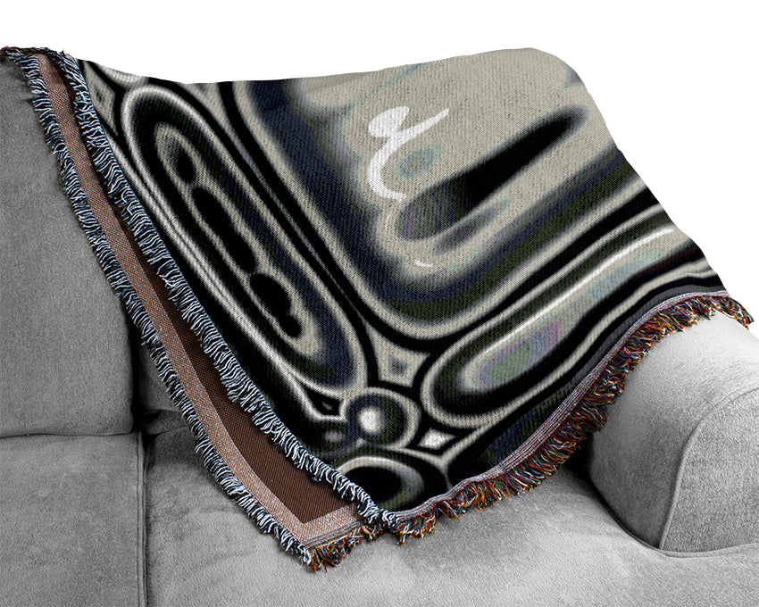 Liquid Distaction Woven Blanket