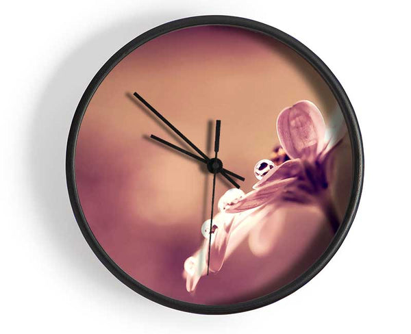 Stunning Dewdrop Haze Clock - Wallart-Direct UK