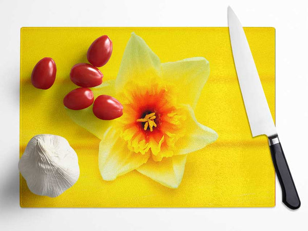 Daffodil Head Glass Chopping Board