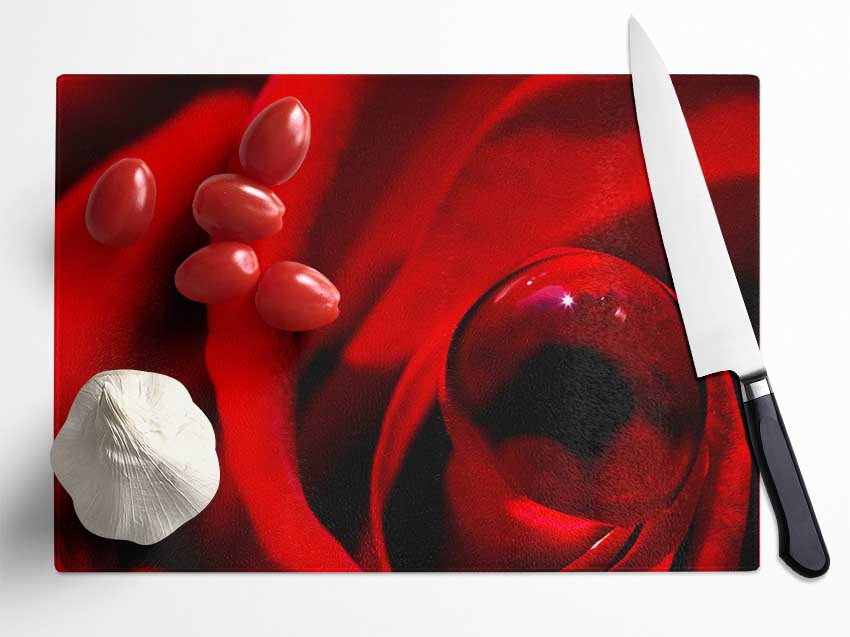 Red Rose Center Dew Glass Chopping Board