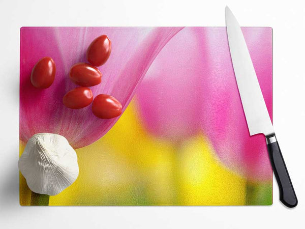 Close-Up Soft Heaven Tulip Glass Chopping Board