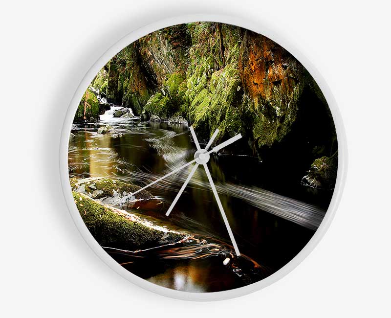 Woodland Stream Flows Clock - Wallart-Direct UK