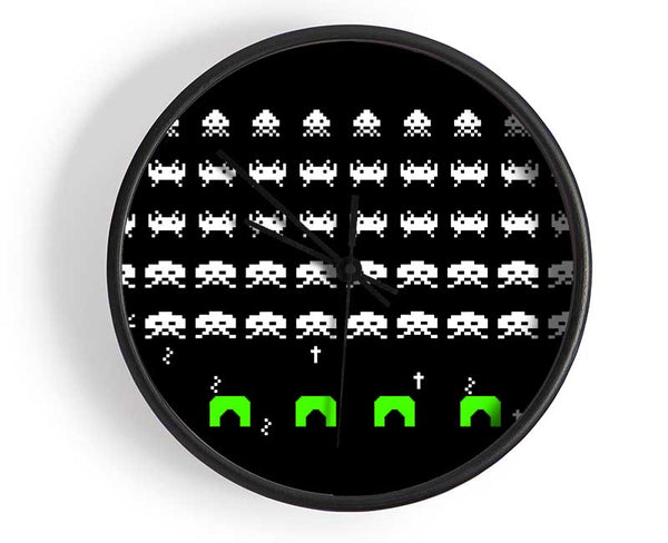 Space Invaders Clock - Wallart-Direct UK