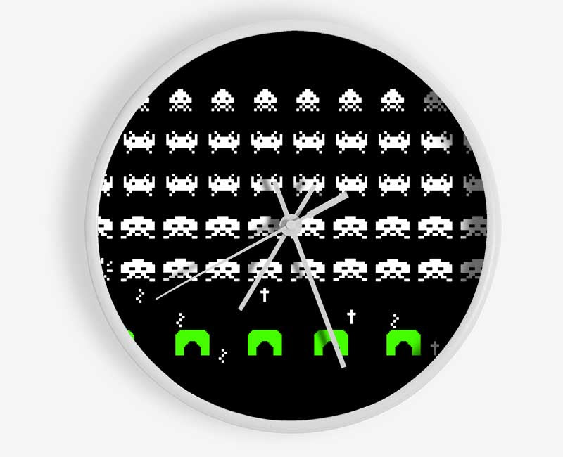 Space Invaders Clock - Wallart-Direct UK