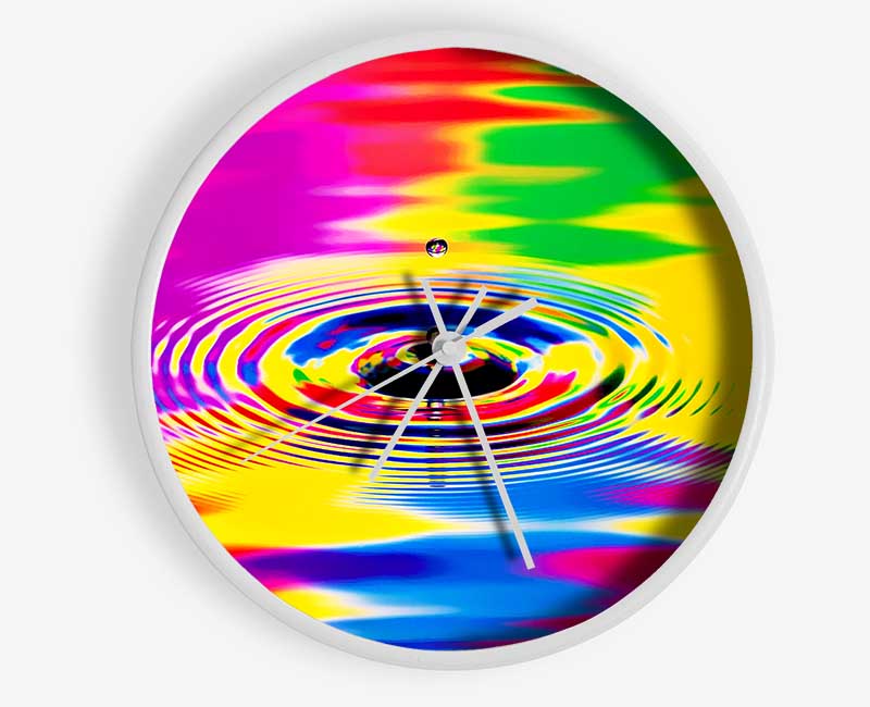 Rainbow Water Ripple Clock - Wallart-Direct UK