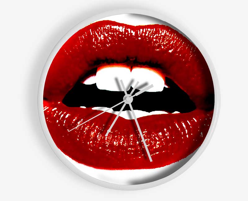 Red Hot Lips Clock - Wallart-Direct UK