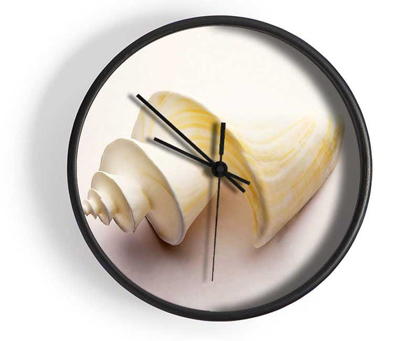 Stunning White Shell Clock - Wallart-Direct UK