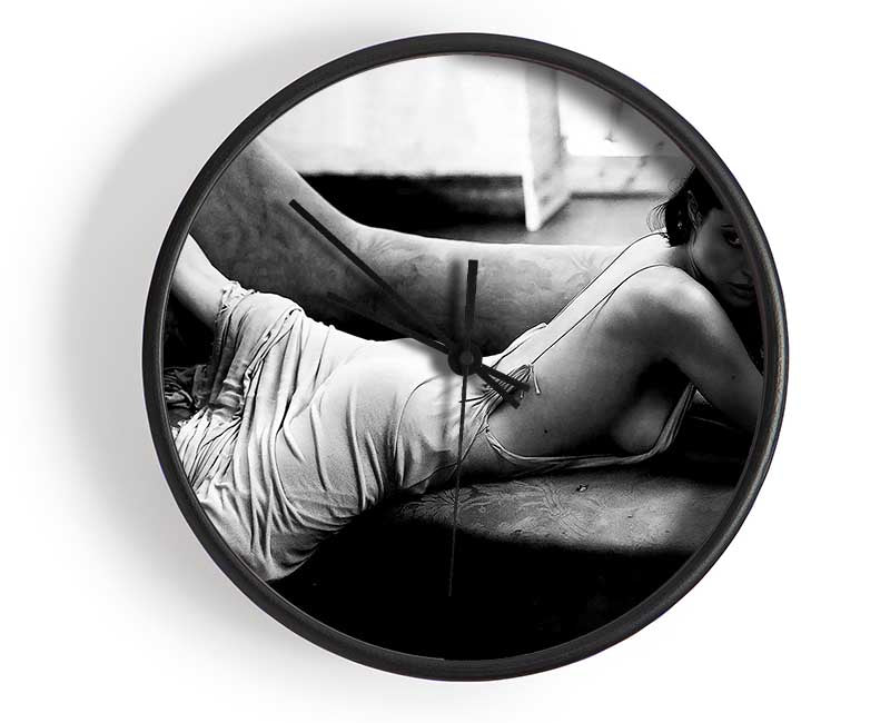 Angelina Jolie Sofa B n W Clock - Wallart-Direct UK