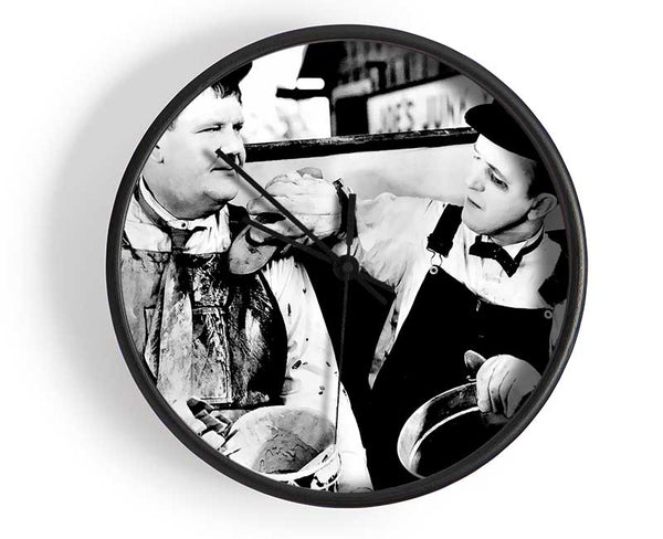 Laurel n Hardy Towed In The Hole Clock - Wallart-Direct UK