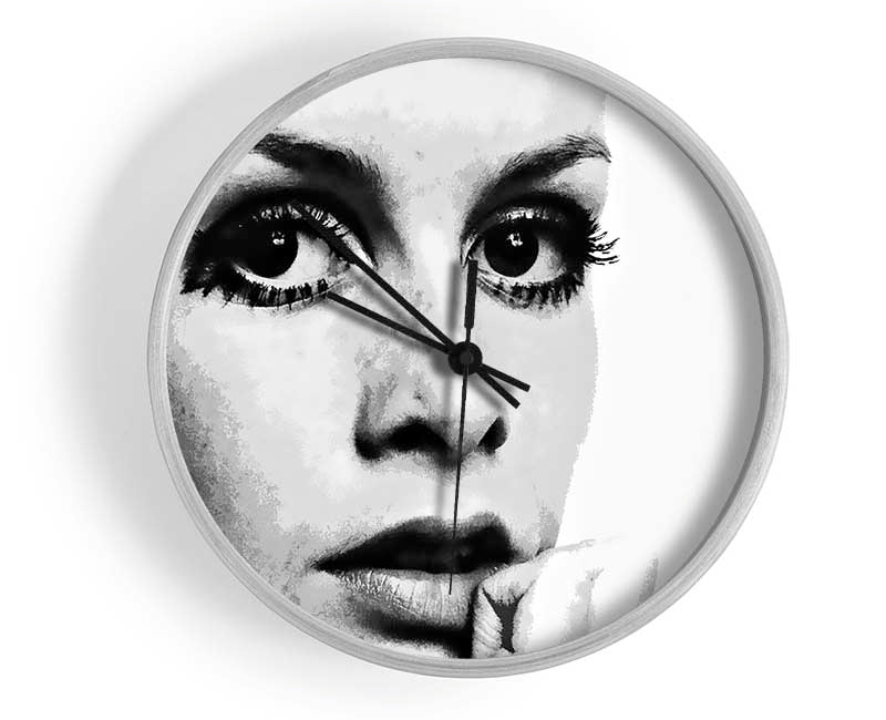 Twiggy First Top Model Clock - Wallart-Direct UK