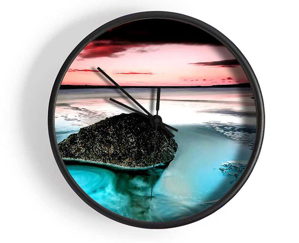 Swell Around The Rocky Ocean Clock - Wallart-Direct UK