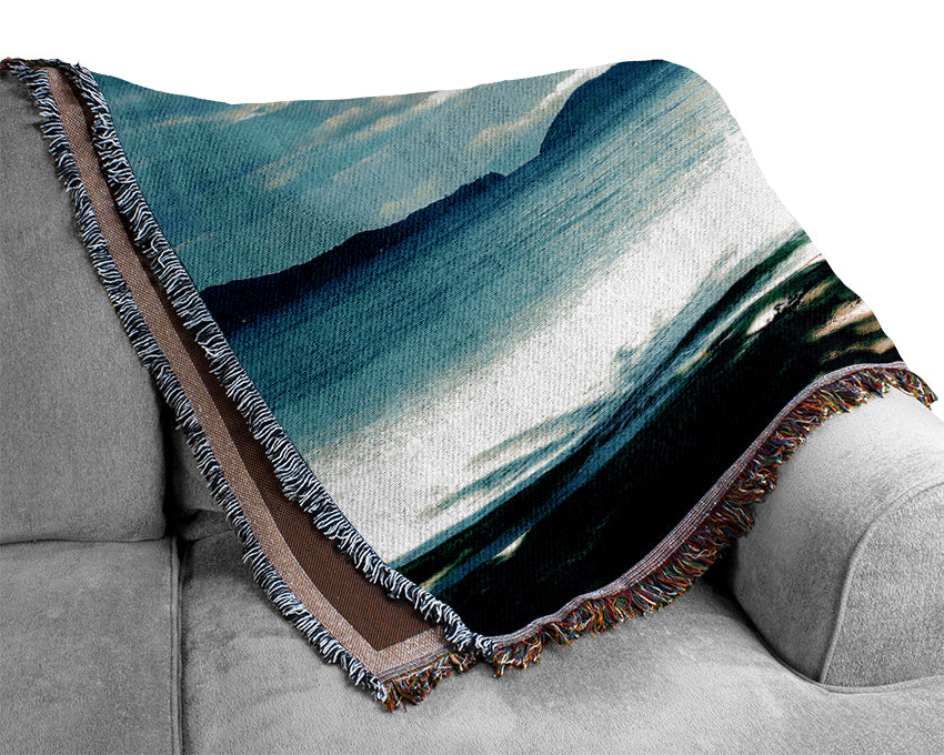 Glistering Ocean Beauty Woven Blanket