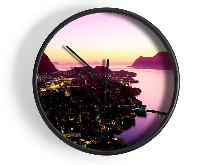 Lilac City Ocean Clock - Wallart-Direct UK