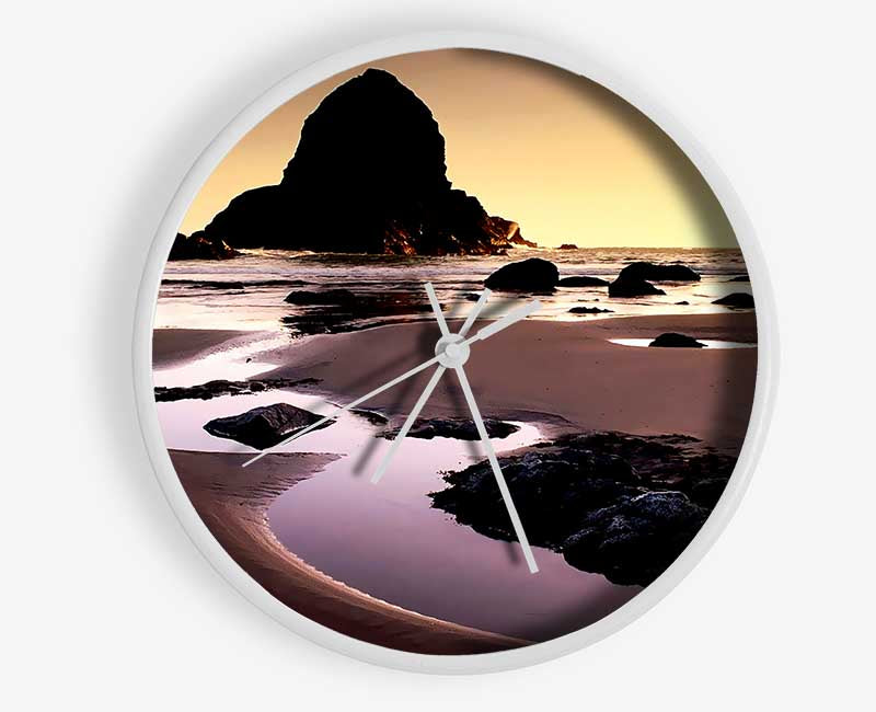 Monument Of The Ocean Clock - Wallart-Direct UK