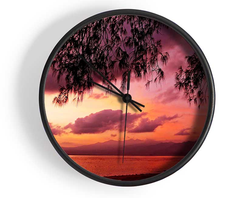 Lovers Paradise Island Clock - Wallart-Direct UK