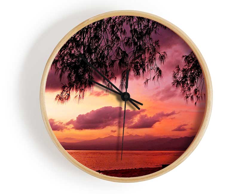 Lovers Paradise Island Clock - Wallart-Direct UK