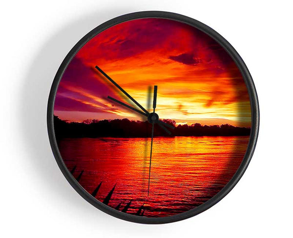 Red Mountain Lake 02 Clock - Wallart-Direct UK