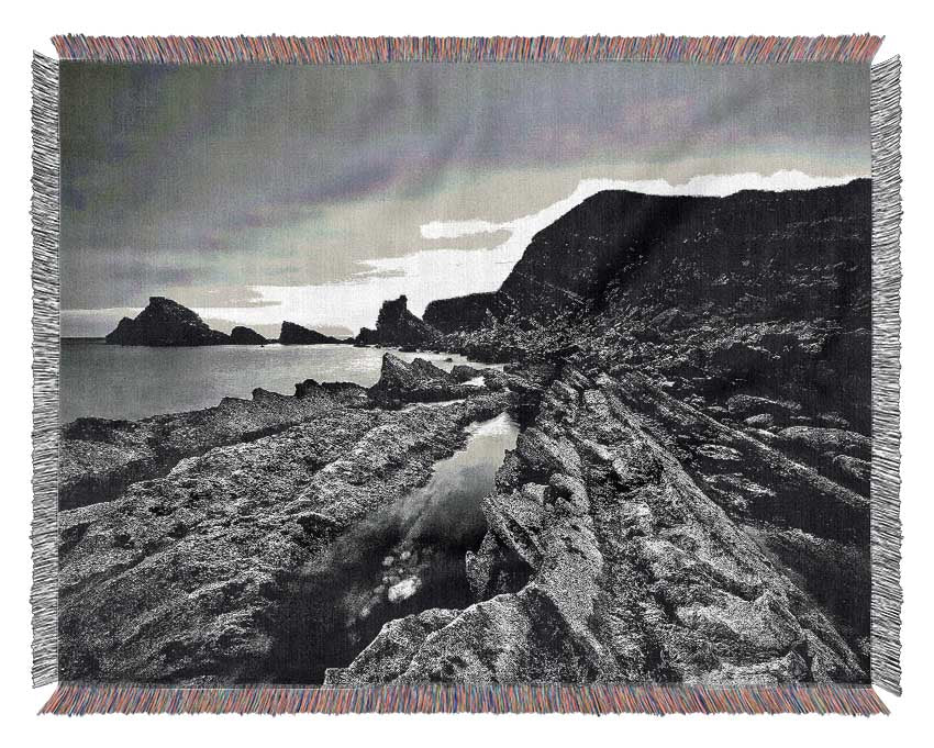 B n W Cliffs Around The Ocean Woven Blanket