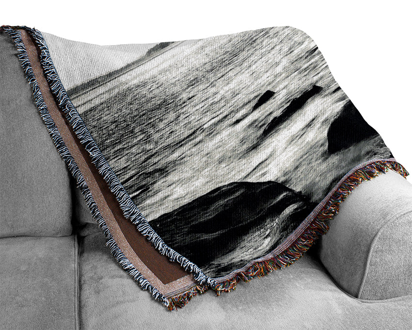 Black And White Sparkle Ocean Rocks Woven Blanket