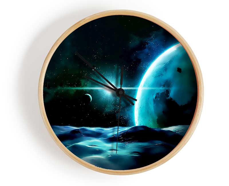 Green Star Planet Clock - Wallart-Direct UK