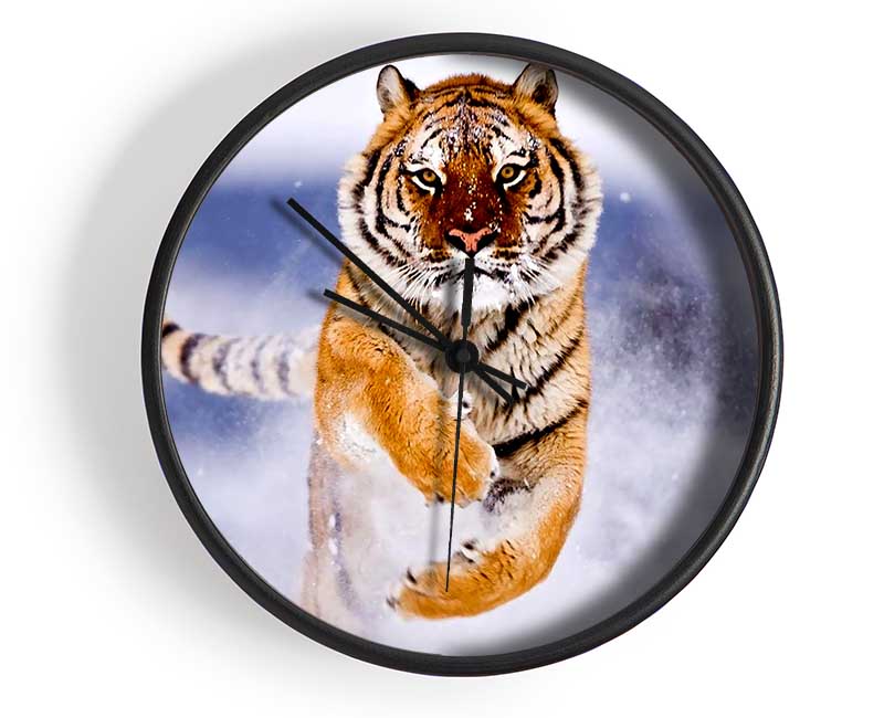 Running Snow Tiger Clock - Wallart-Direct UK