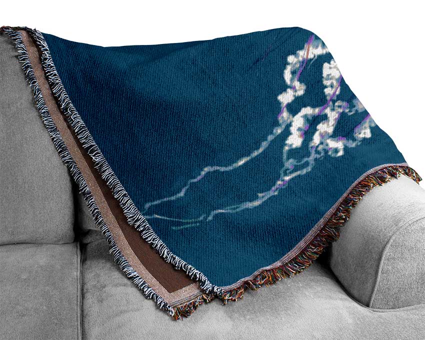 Stunning Jellyfish Woven Blanket