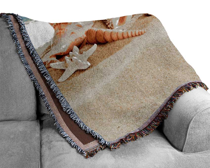 Beautiful Ocean Shells Woven Blanket