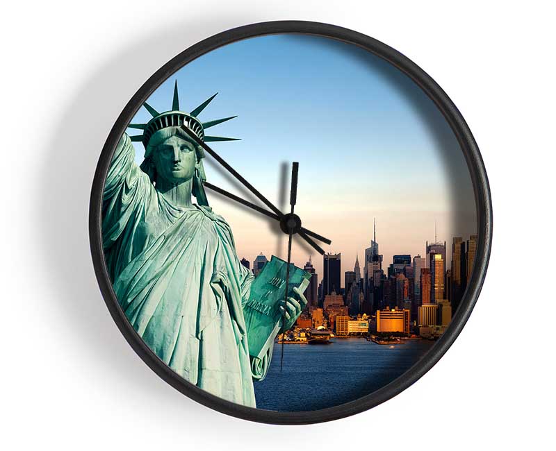 Statue Of Liberty Protection Clock - Wallart-Direct UK