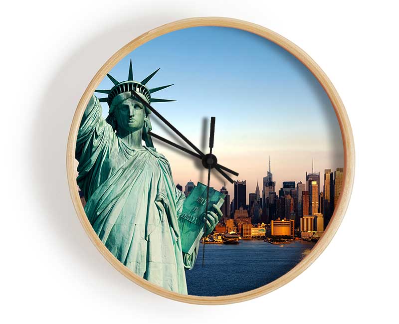 Statue Of Liberty Protection Clock - Wallart-Direct UK