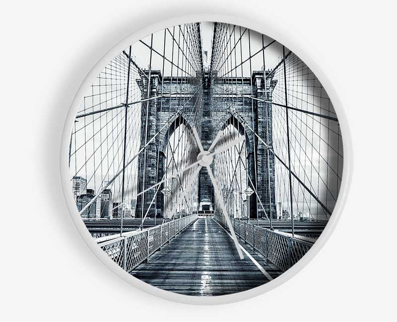 Silver Brooklyn Bridge Clock - Wallart-Direct UK