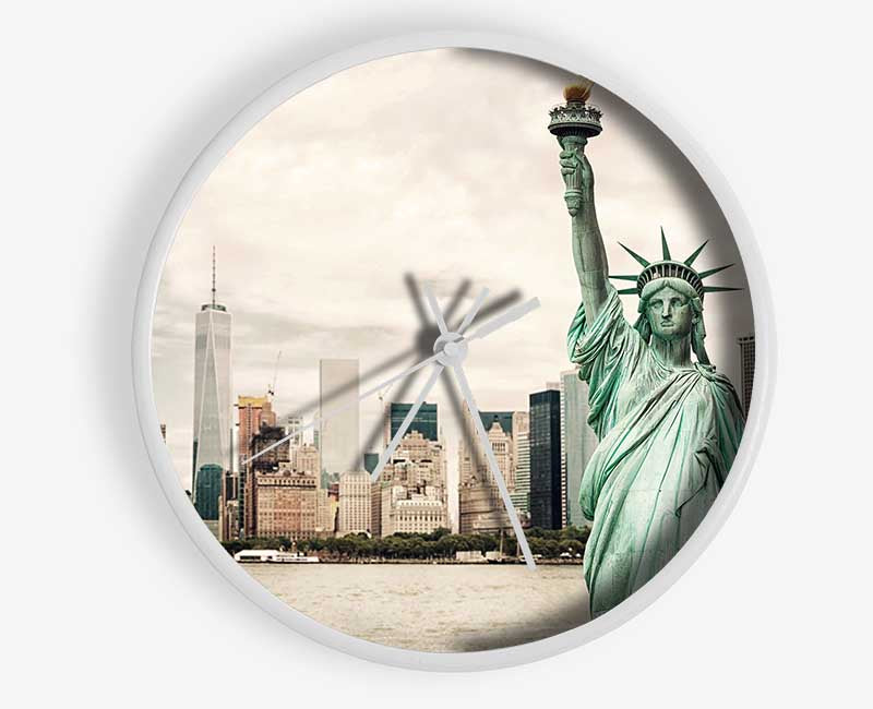 Statue Of Liberty Flame Clock - Wallart-Direct UK