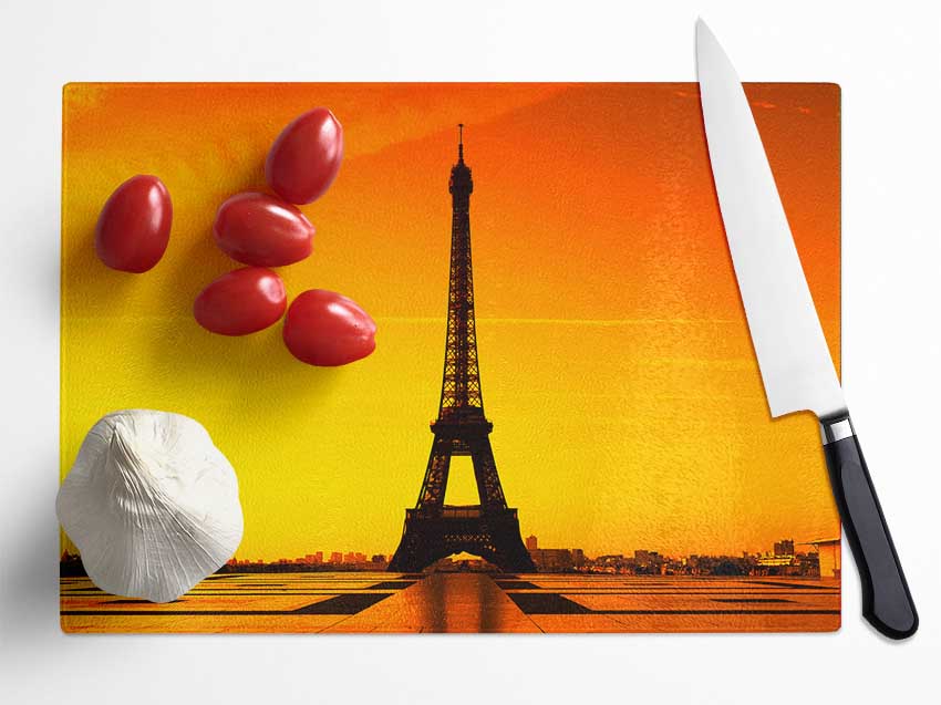 Eiffel Tower Sunset 5 Glass Chopping Board