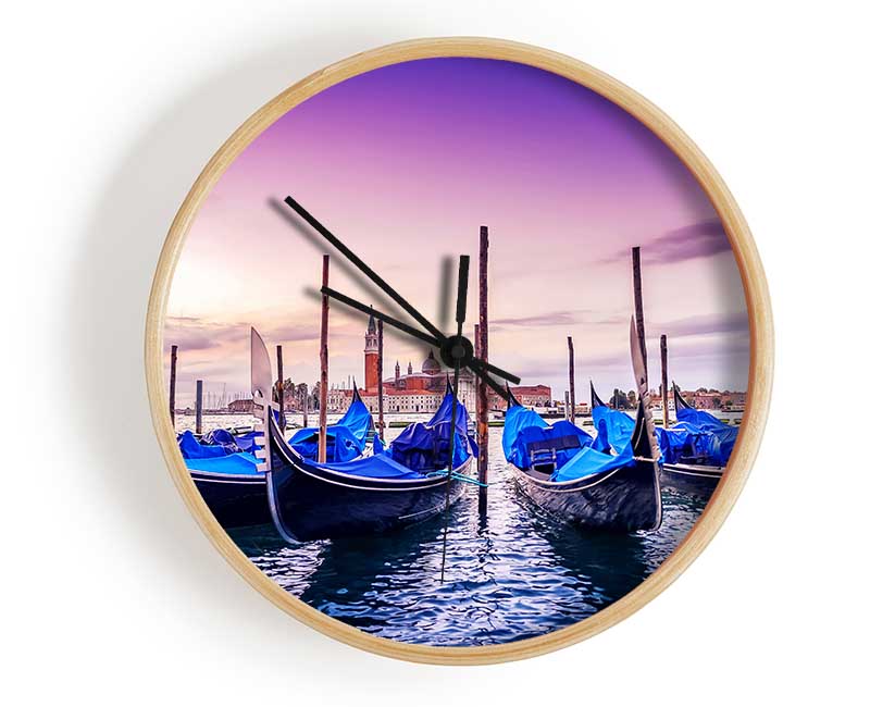 Gondola Line Up 5 Clock - Wallart-Direct UK