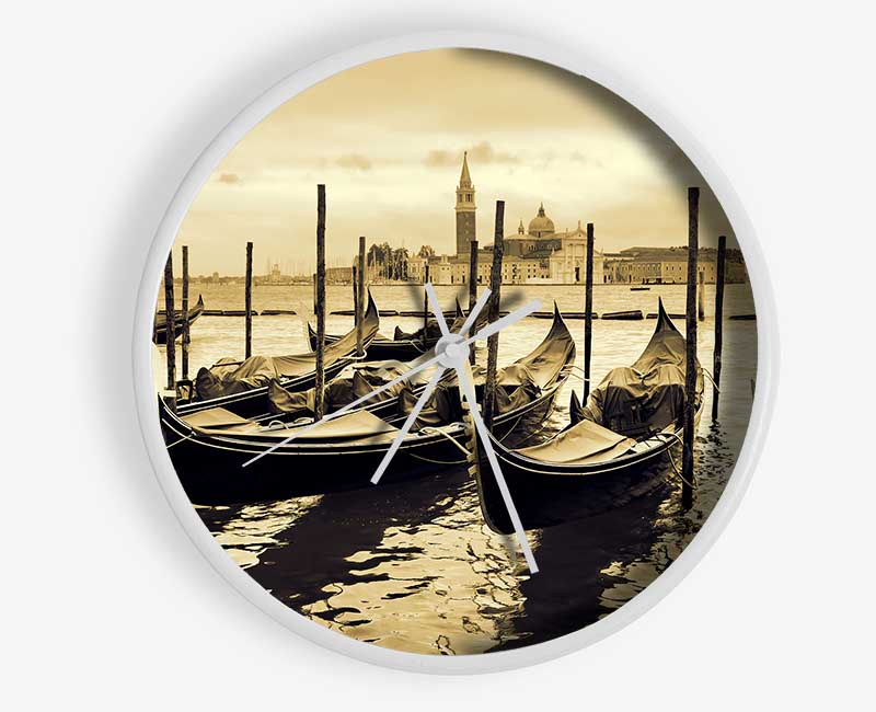 Gondola Line Up 4 Clock - Wallart-Direct UK