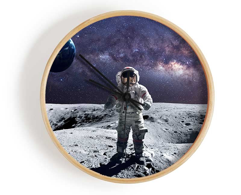 Man On The Moon Clock - Wallart-Direct UK