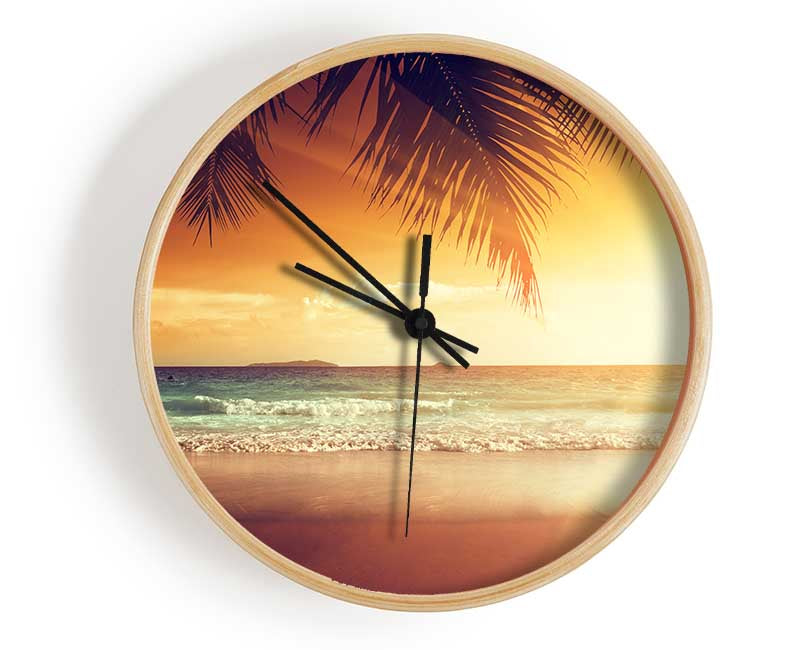 Dreamy sunny break Clock - Wallart-Direct UK